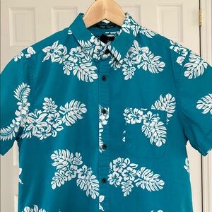 Forever 21 / Men’s Short Sleeve Shirt / Teal Floral / Small